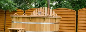 Benefits of Soaking into Wooden Hot Tubs