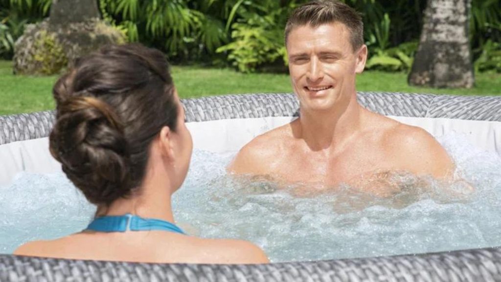 How to CLEAN a DIRTY Inflatable Hot Tub The Ultimate Guide